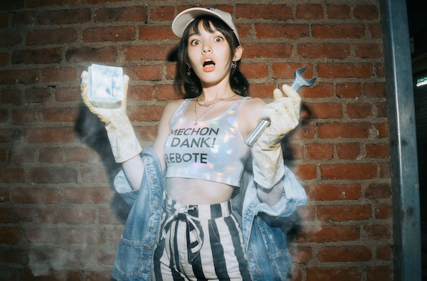 Designed for freeze-frame storytelling