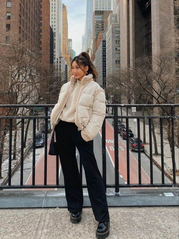 Social Platform Video Displays